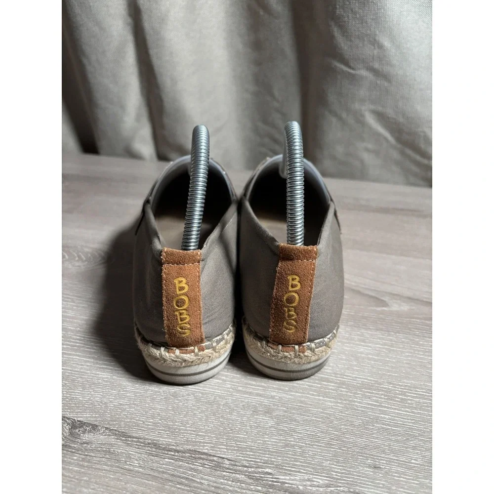 Skechers BOBS Womens 7.5 Taupe Canvas Espadrille Slip On Flats Memory Foam Beach